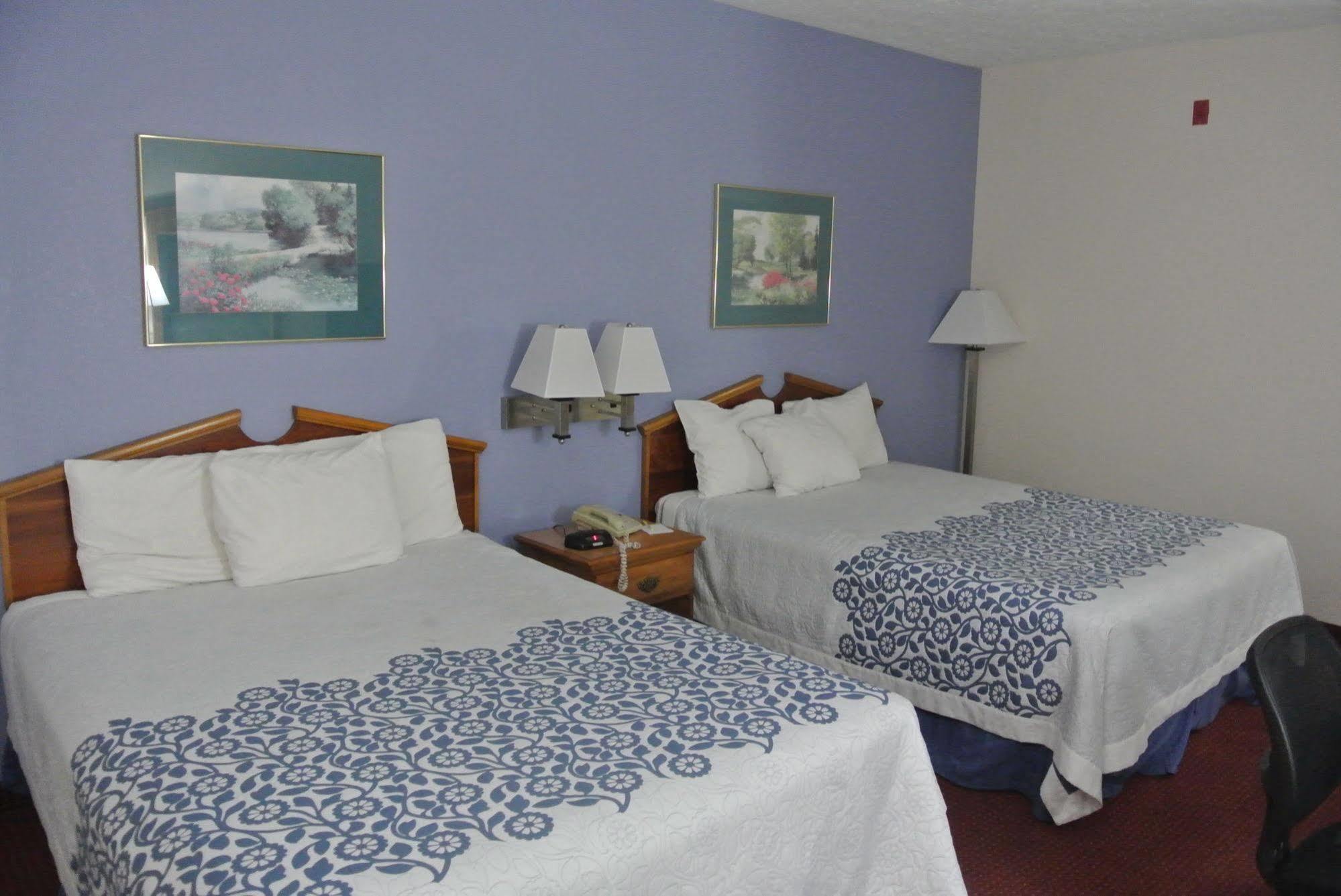 Days Inn By Wyndham Montgomery Dış mekan fotoğraf